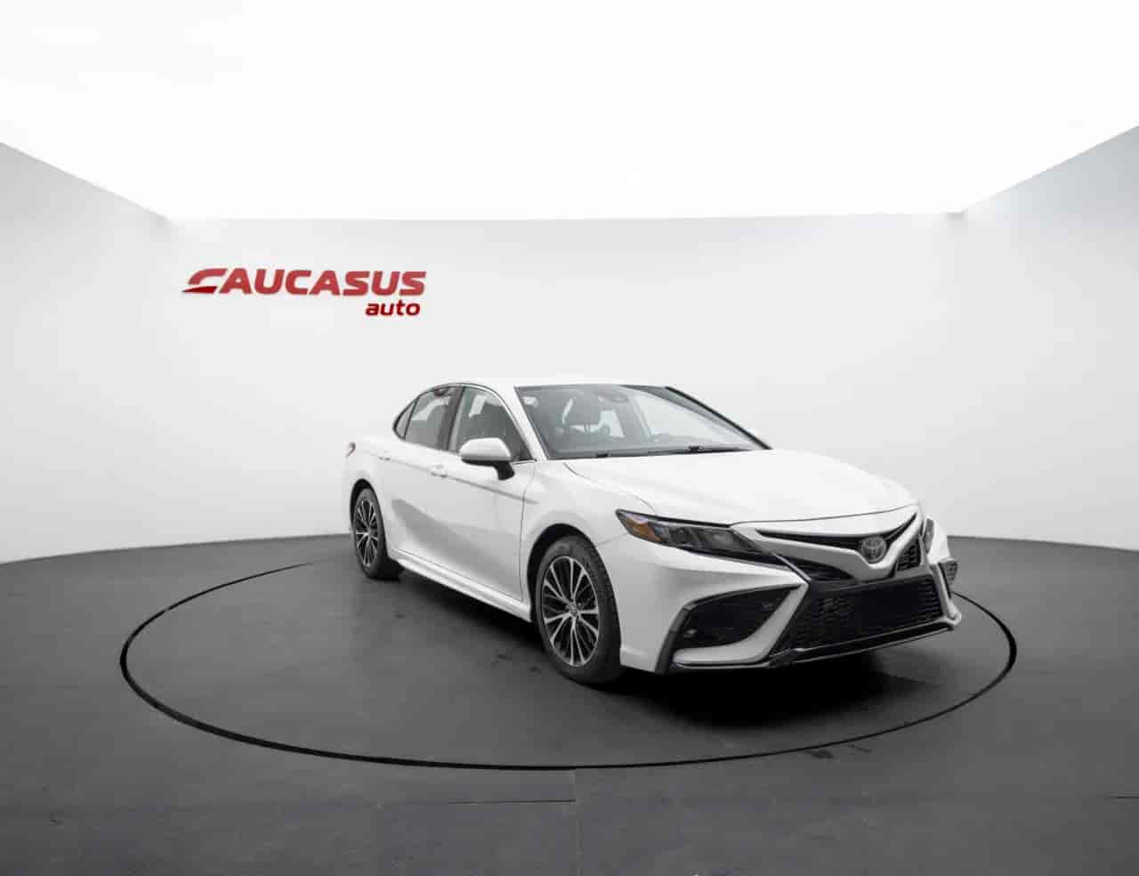 TOYOTA Camry - 3