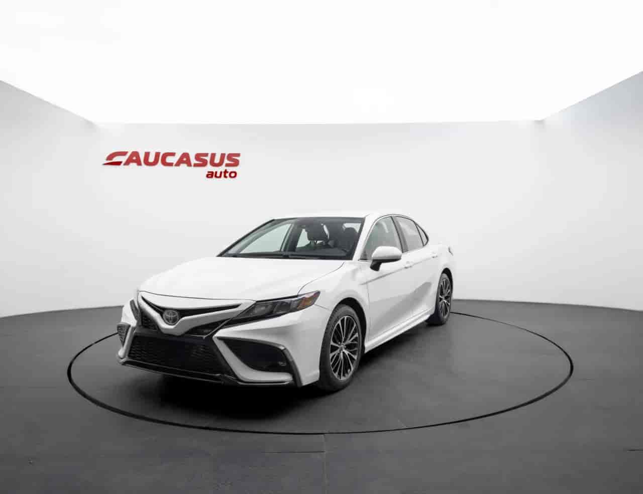 TOYOTA Camry - 1