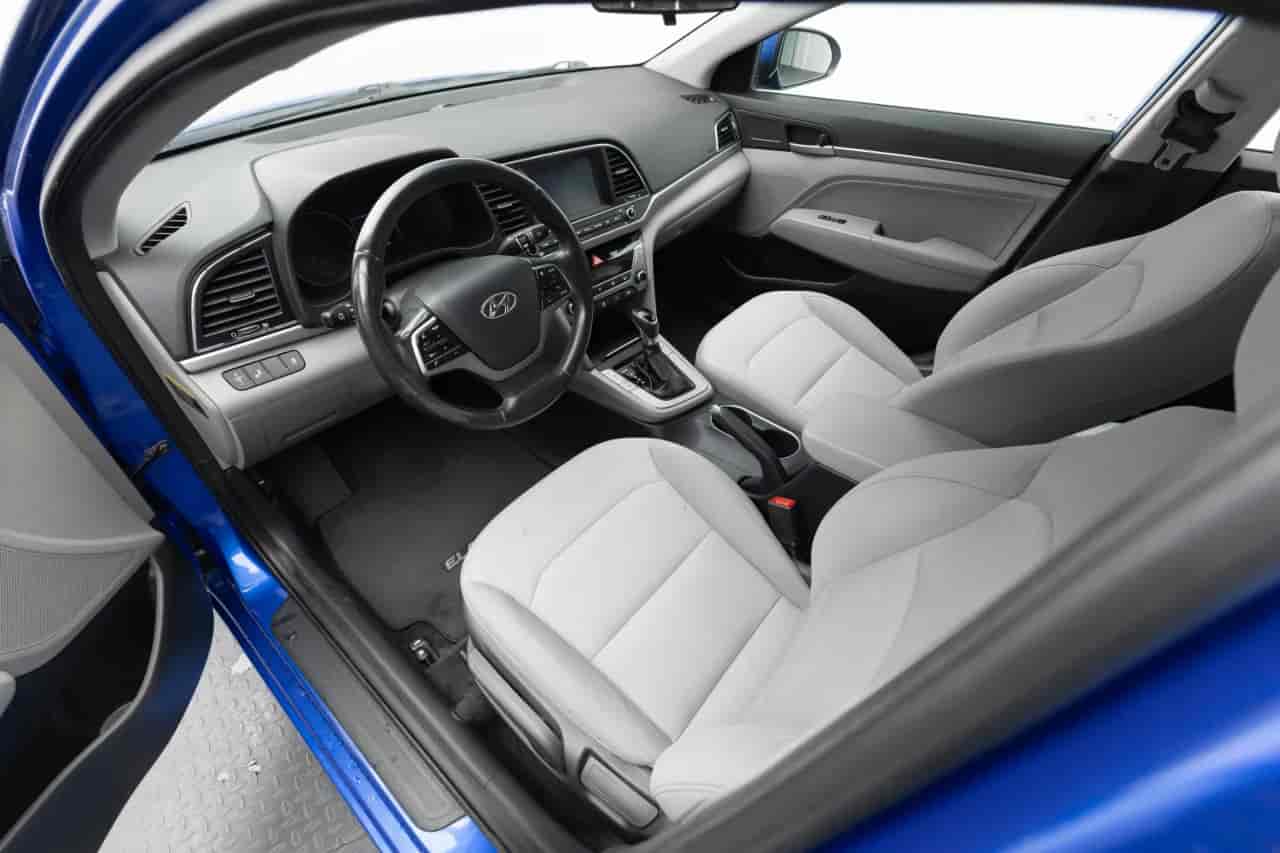 HYUNDAI Elantra - 9