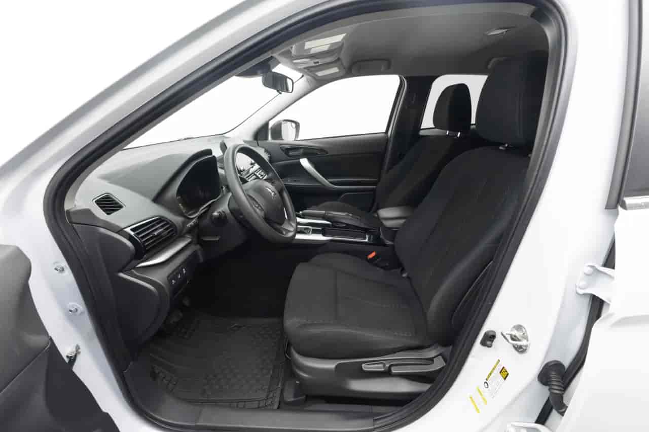 MITSUBISHI Eclipse Cross - 10