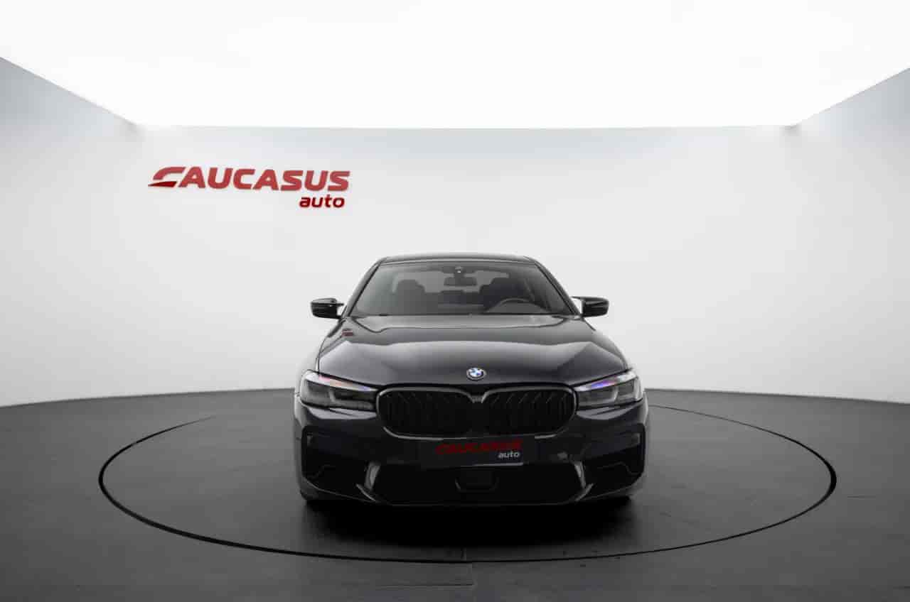 BMW 5-Series - 2