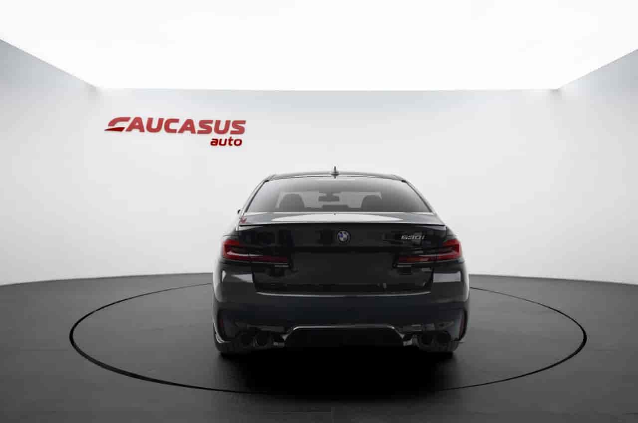 BMW 5-Series - 5