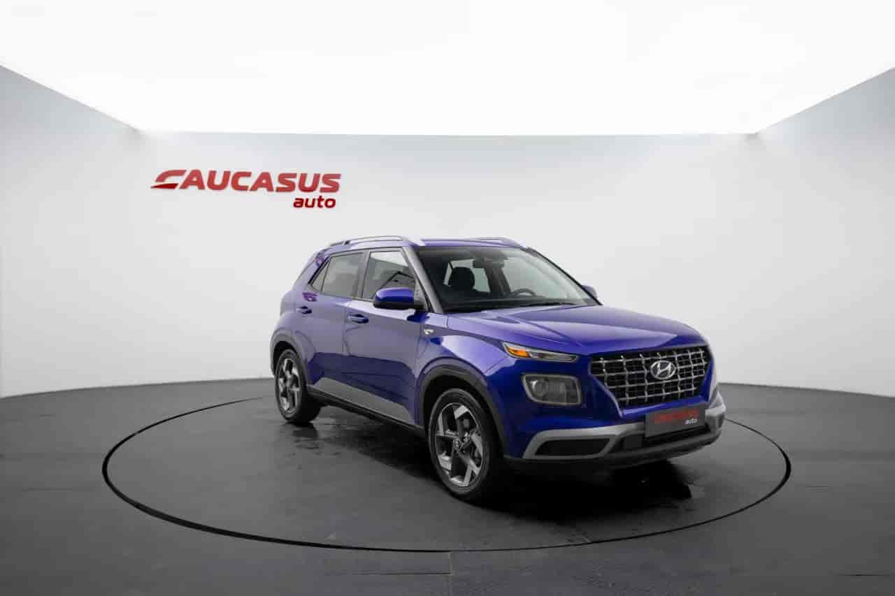 HYUNDAI Venue - 3