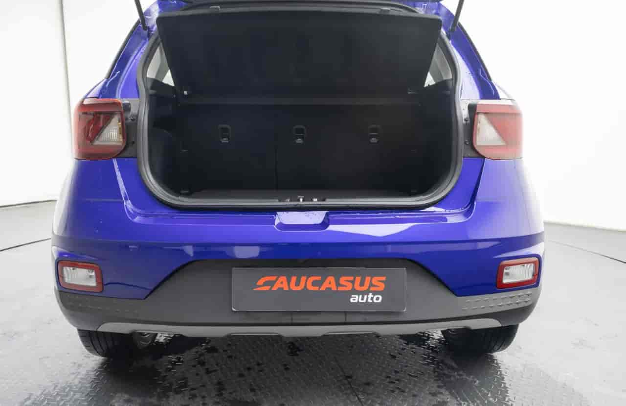 HYUNDAI Venue - 7