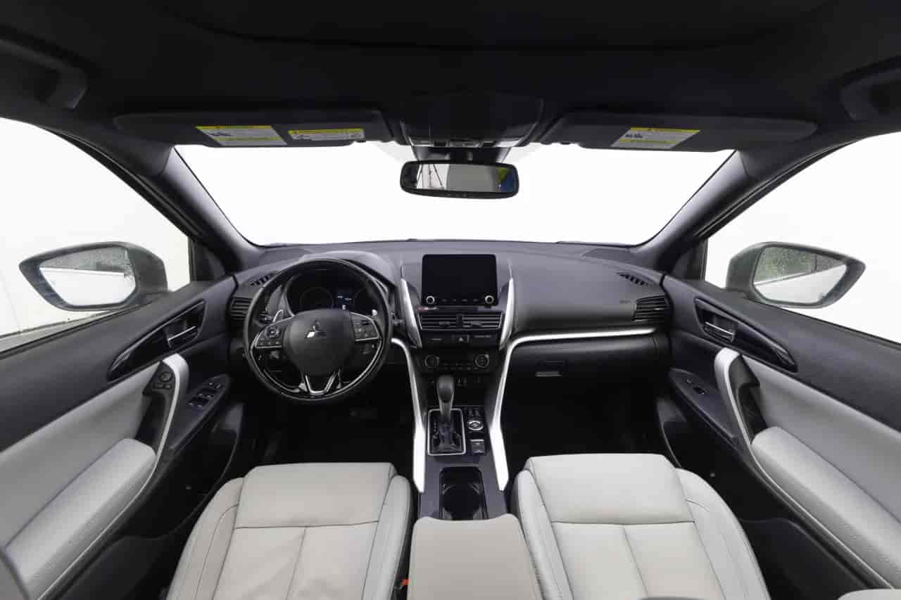 MITSUBISHI Eclipse Cross - 9