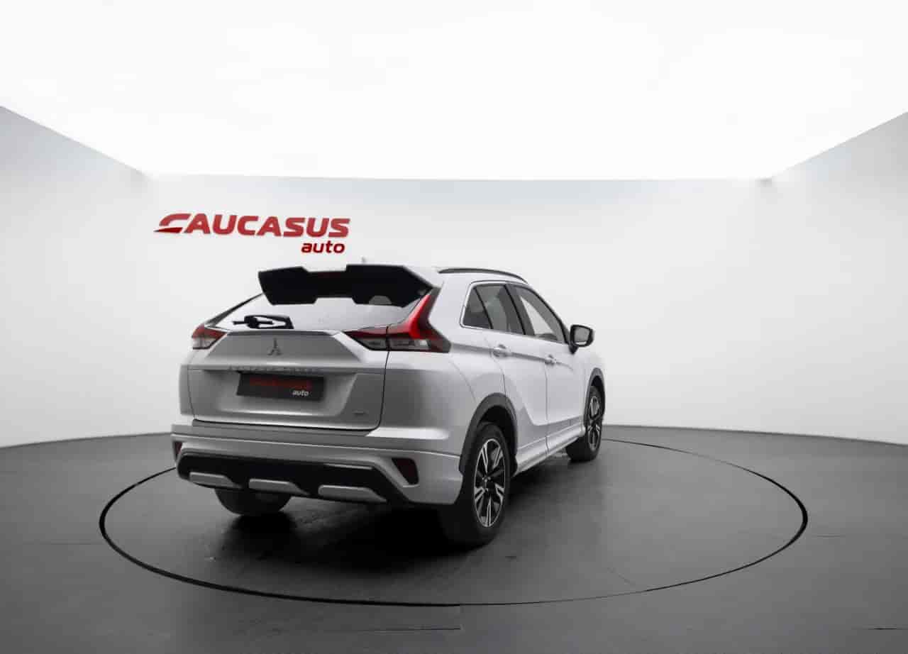 MITSUBISHI Eclipse Cross - 4