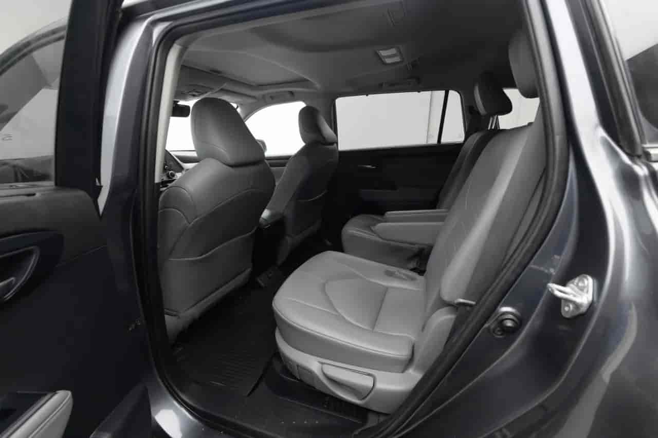 TOYOTA Highlander - 8