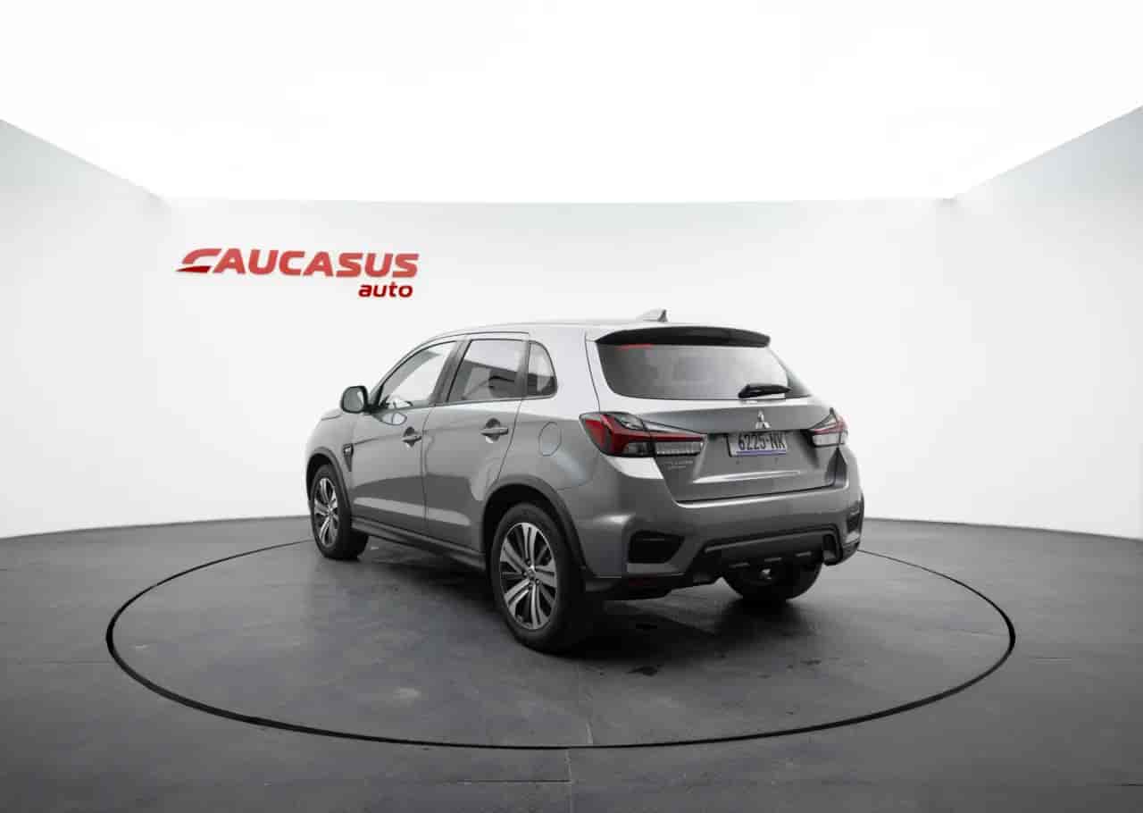MITSUBISHI Outlander Sport - 6