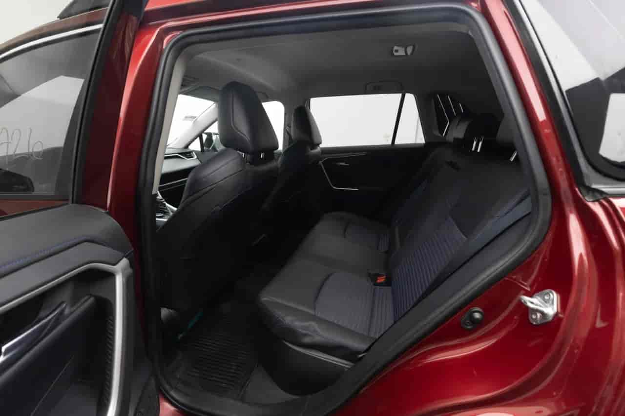 TOYOTA RAV4 - 8