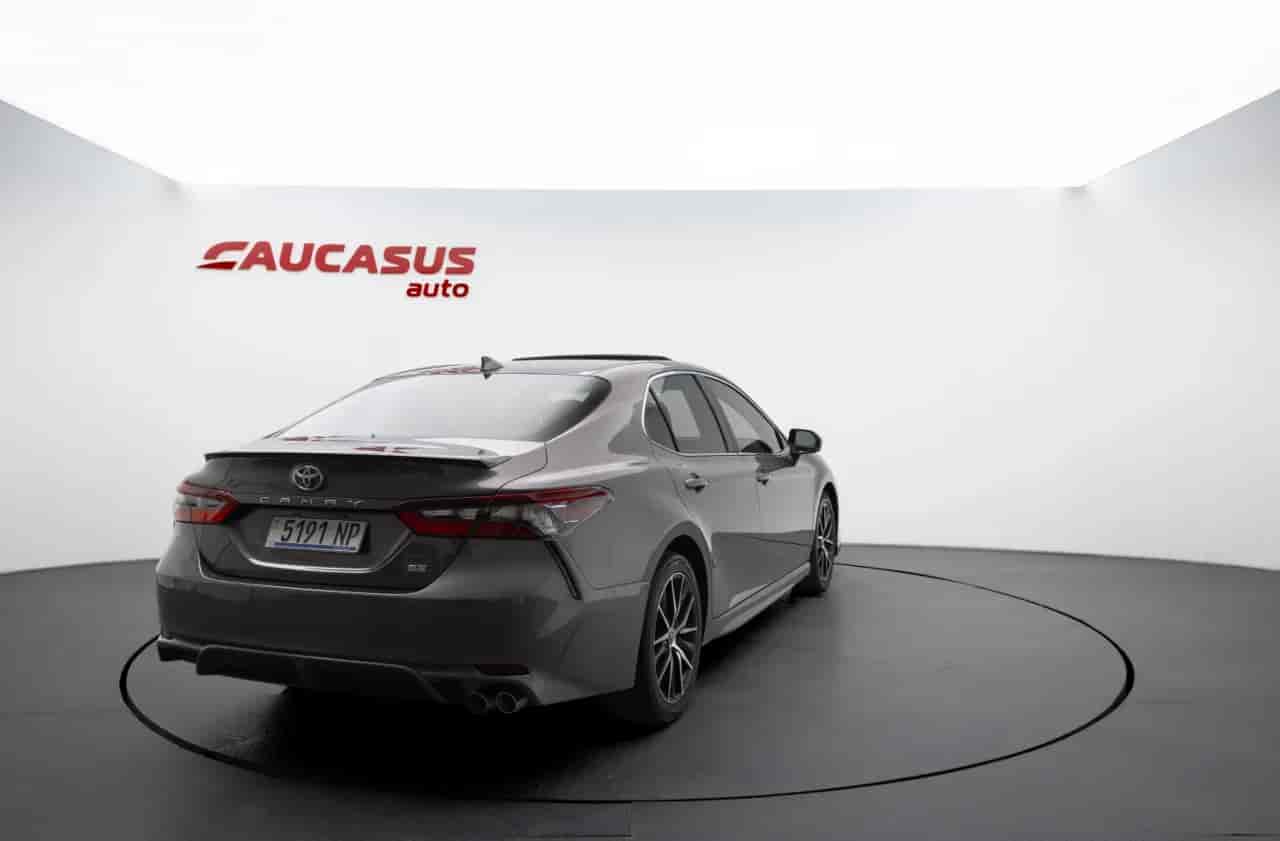TOYOTA Camry - 4