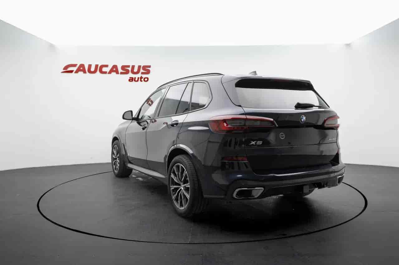 BMW X5 - 6