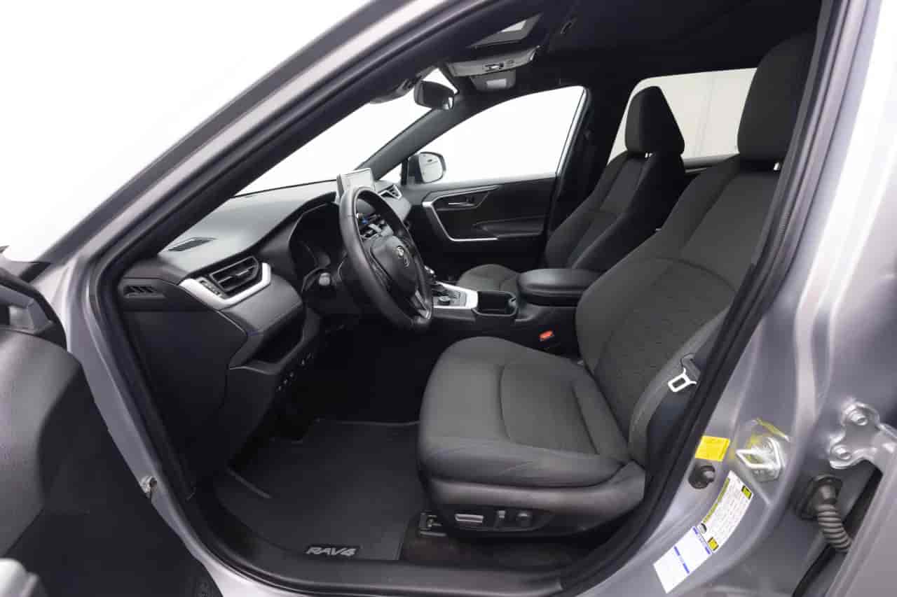 TOYOTA RAV4 - 10