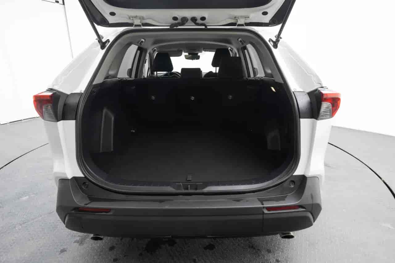 TOYOTA RAV4 - 7