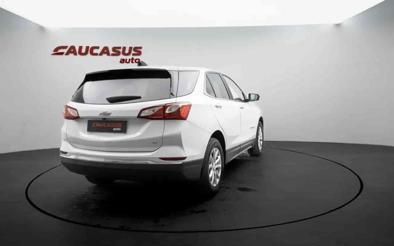 CHEVROLET Equinox - 9