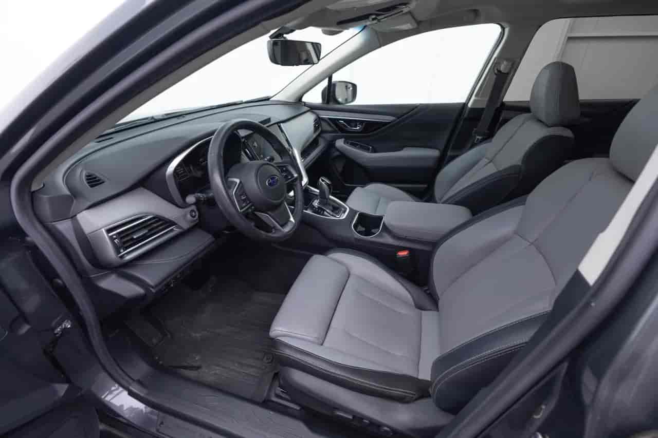 SUBARU Outback - 10