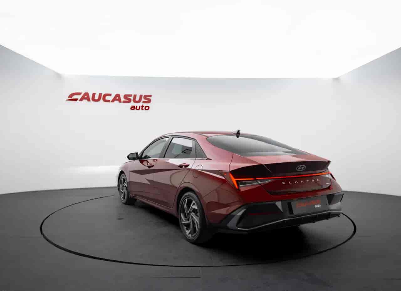 HYUNDAI Elantra - 6