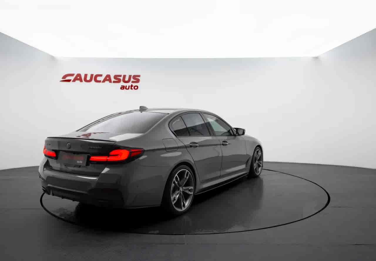 BMW M5 - 4