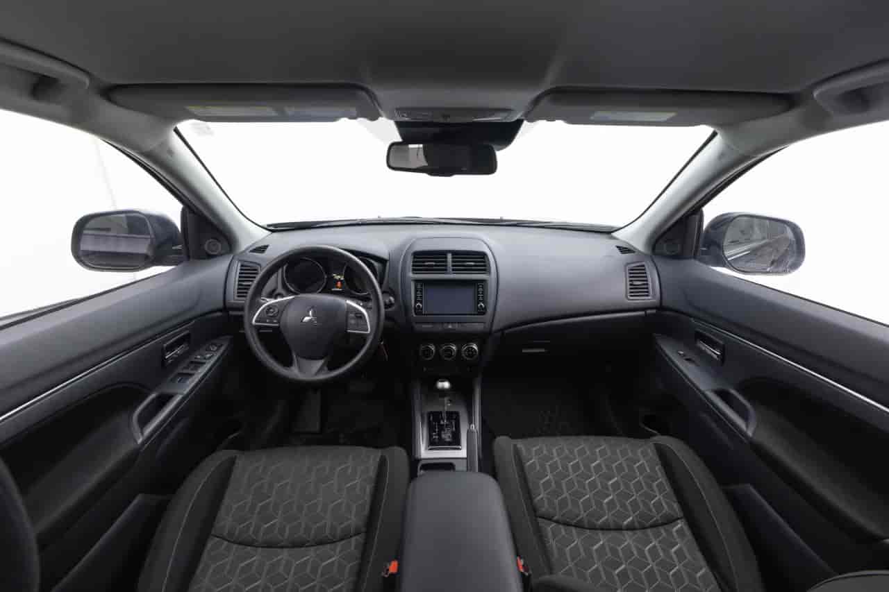 MITSUBISHI Outlander - 9