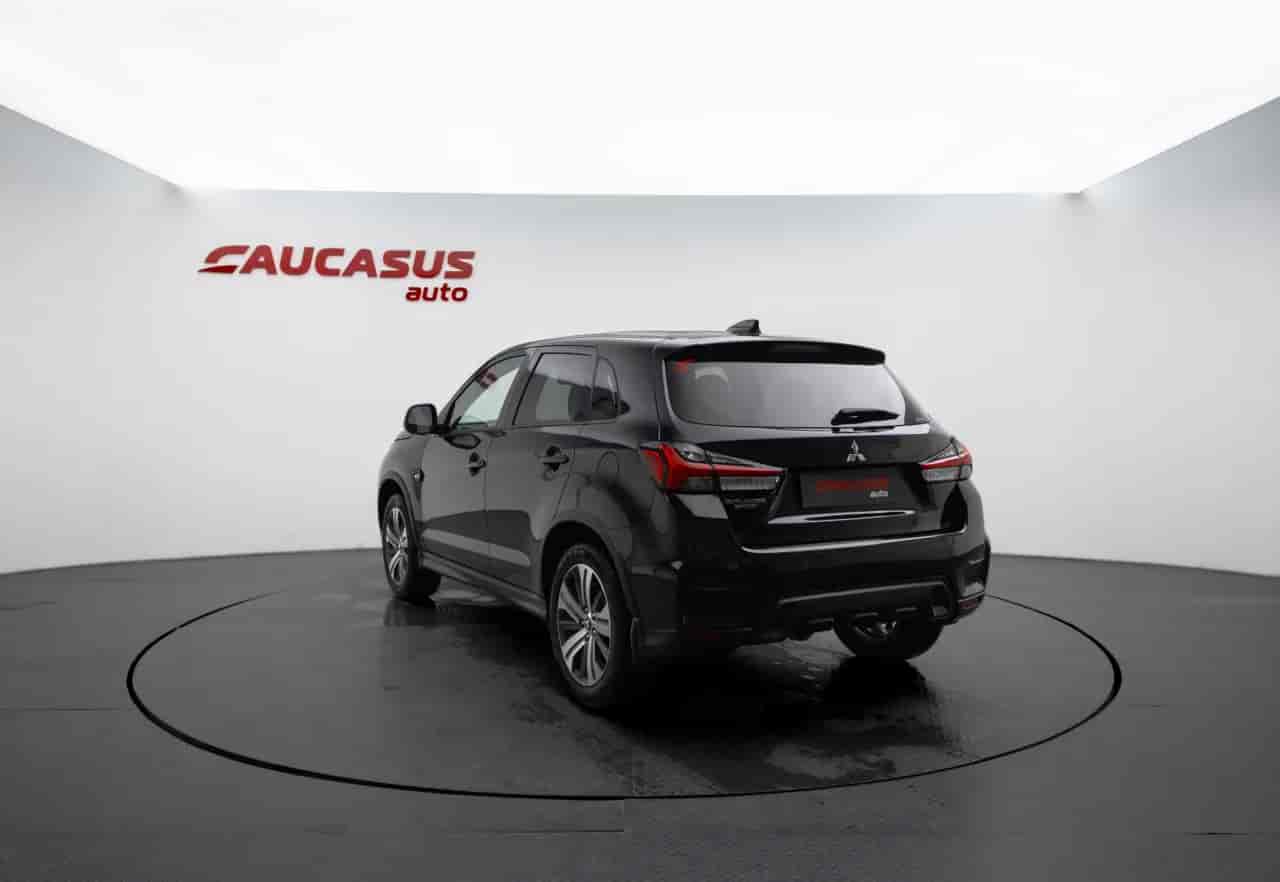 MITSUBISHI Outlander - 6