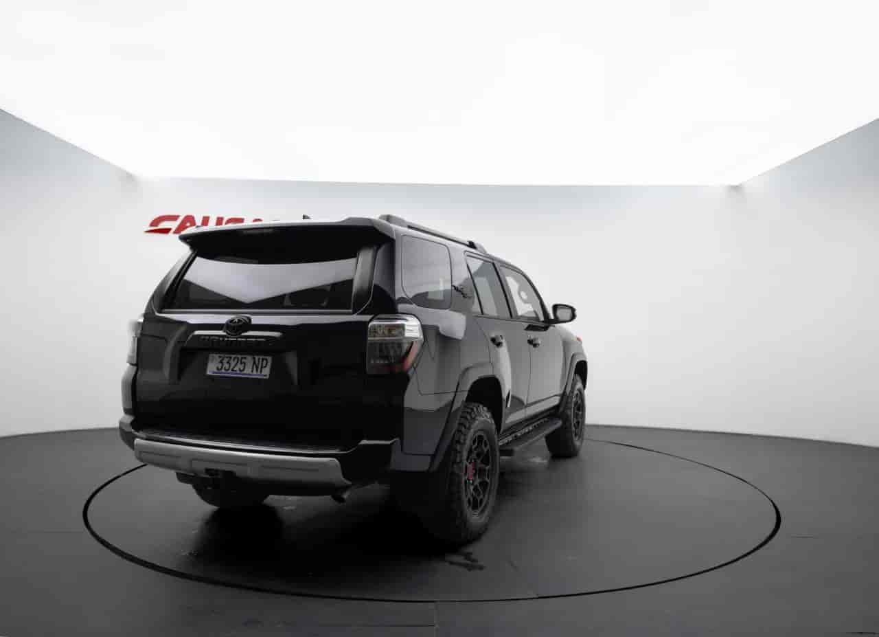 TOYOTA 4-Runner - 4