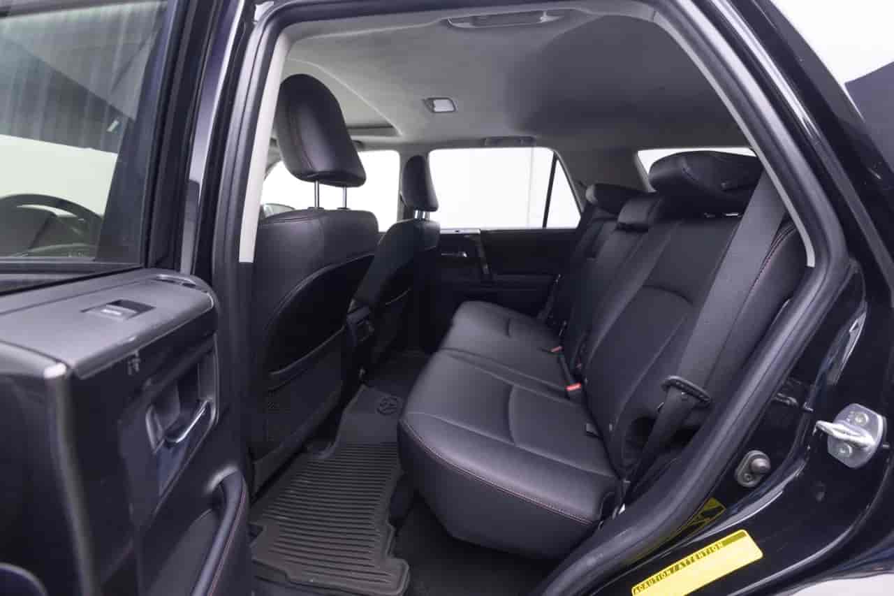 TOYOTA 4-Runner - 8