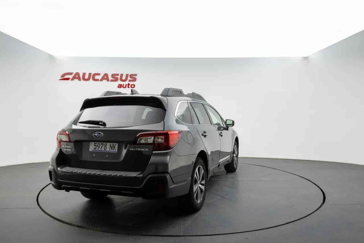 SUBARU Outback - 4