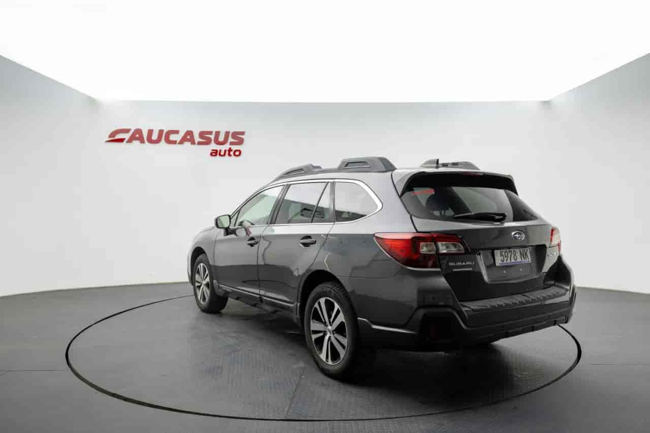 SUBARU Outback - 6