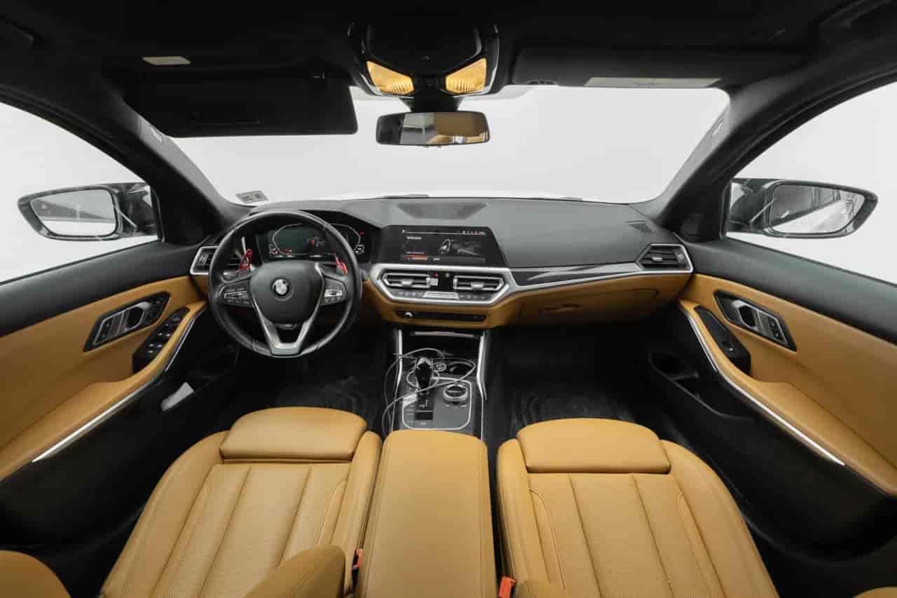 BMW 330xi - 9