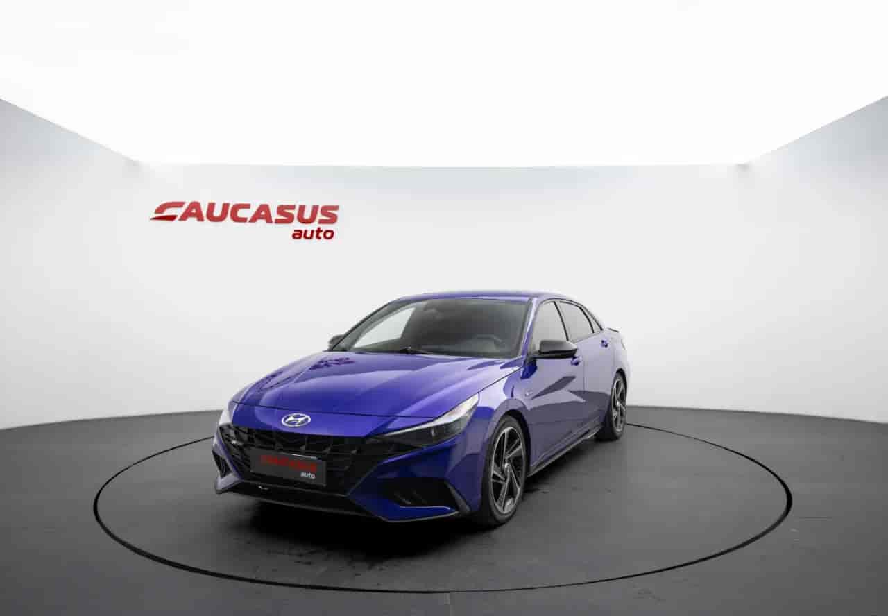 HYUNDAI Elantra - 1