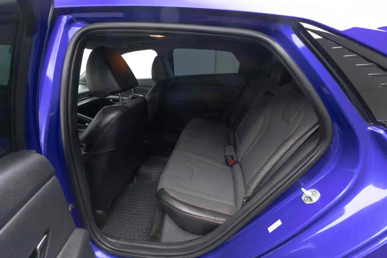 HYUNDAI Elantra - 8