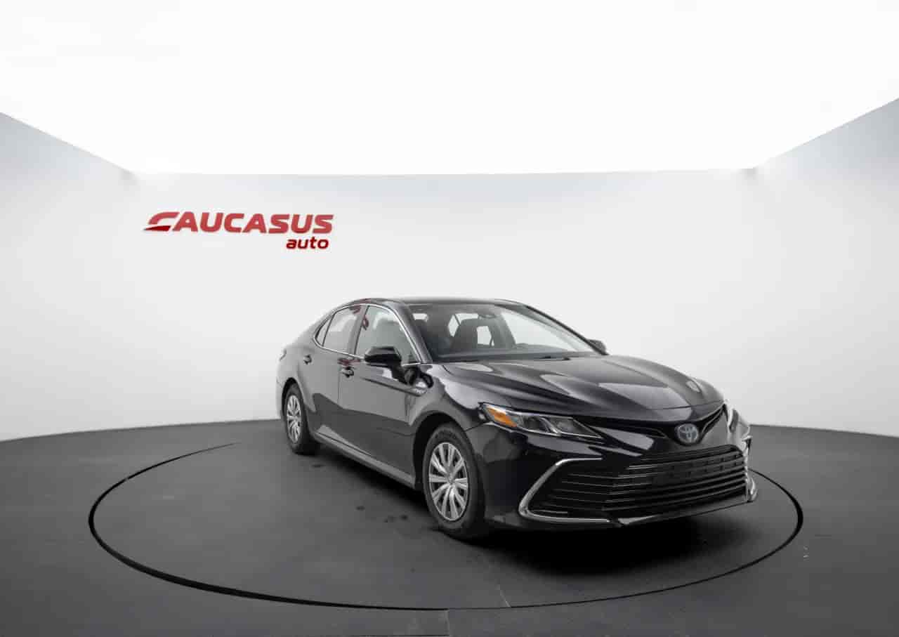 TOYOTA Camry - 3
