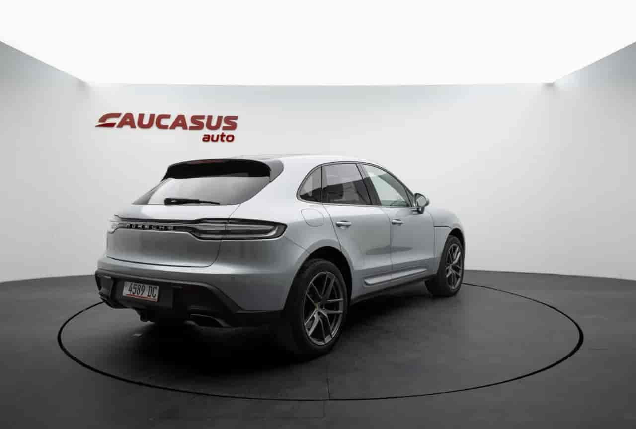 PORSCHE Macan - 5