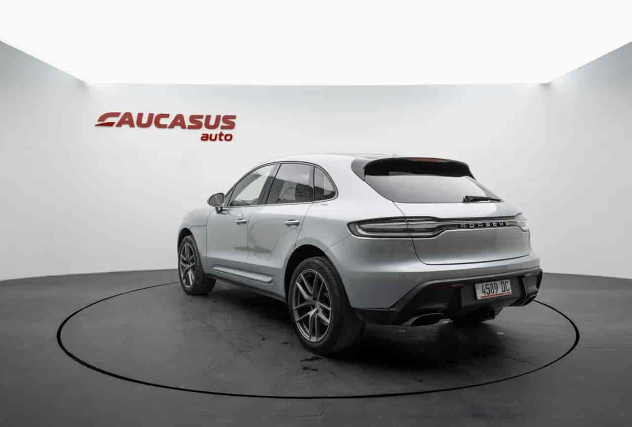 PORSCHE Macan - 7