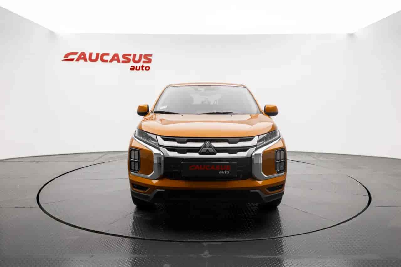 MITSUBISHI Outlander Sport - 2