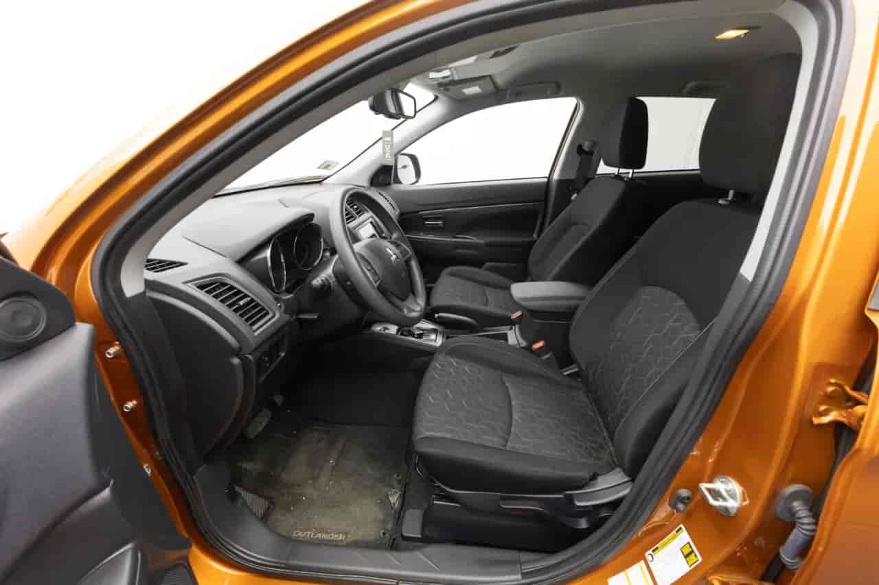 MITSUBISHI Outlander Sport - 10