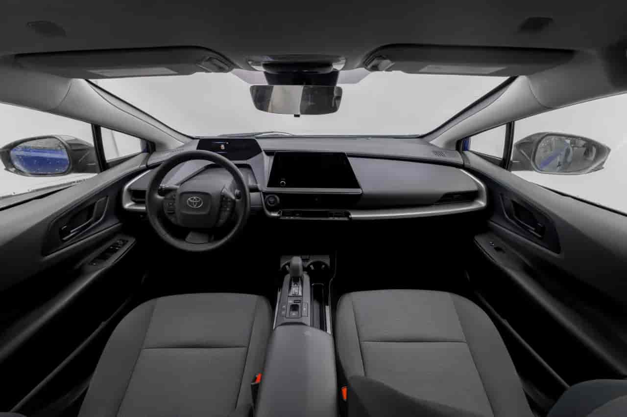 TOYOTA Prius - 9