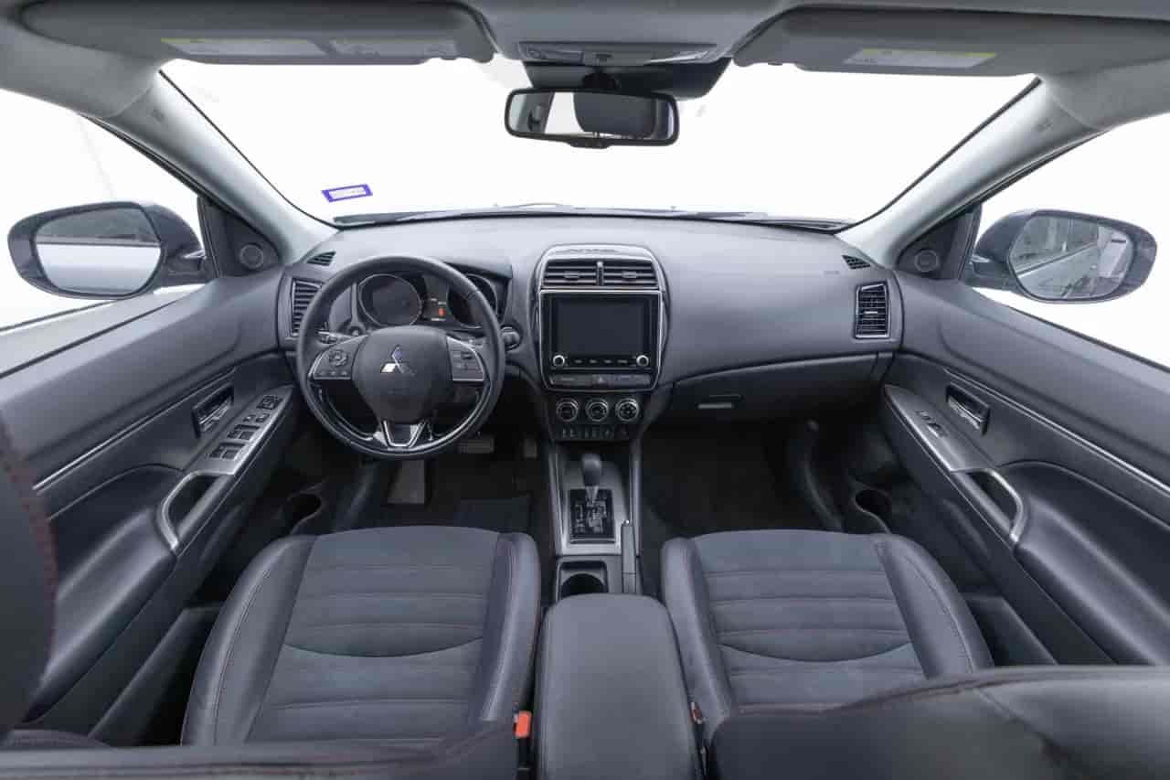 MITSUBISHI Outlander Sport - 9