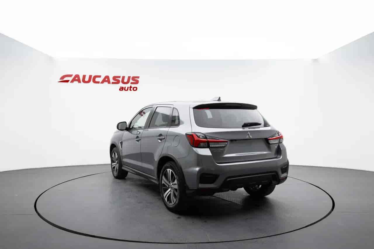 MITSUBISHI Outlander Sport - 6