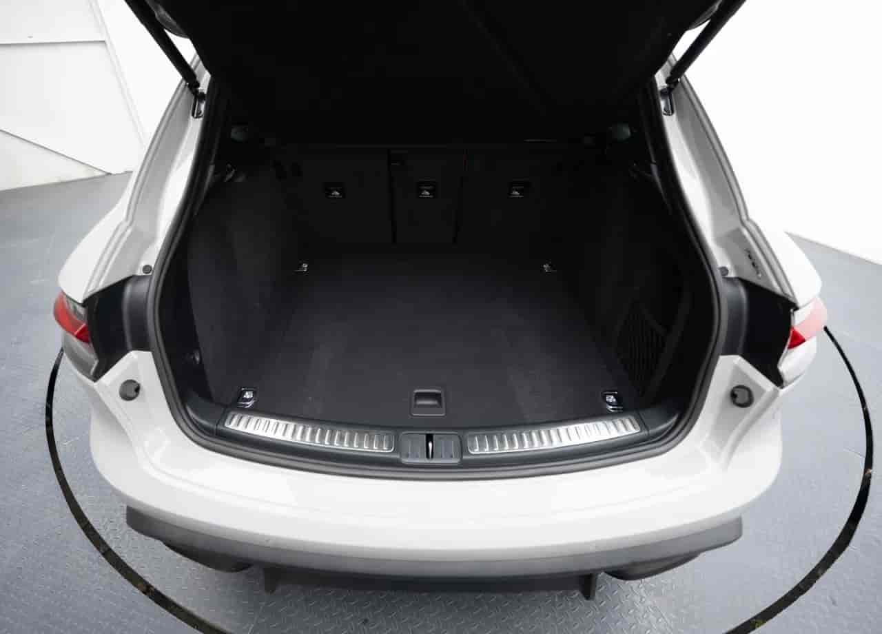 PORSCHE Macan - 7