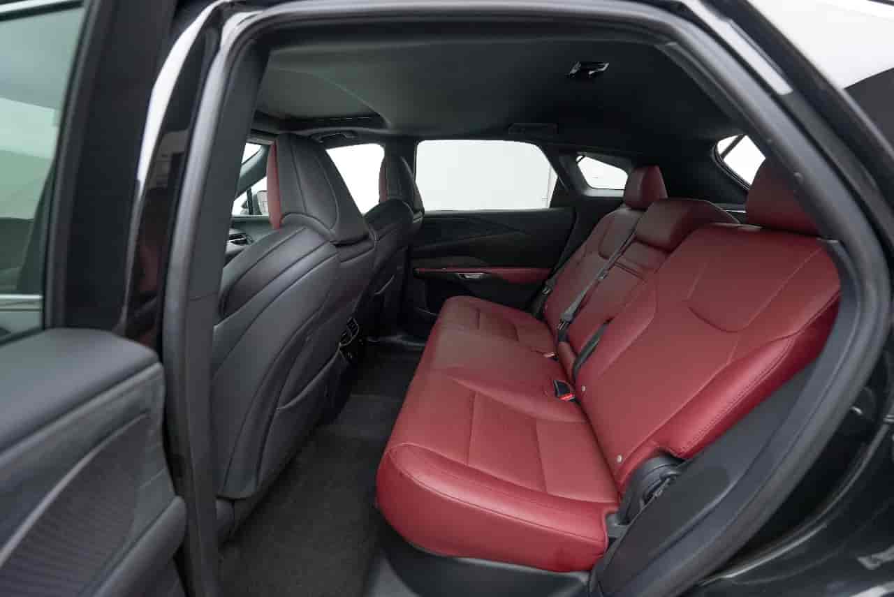 LEXUS RX - 8
