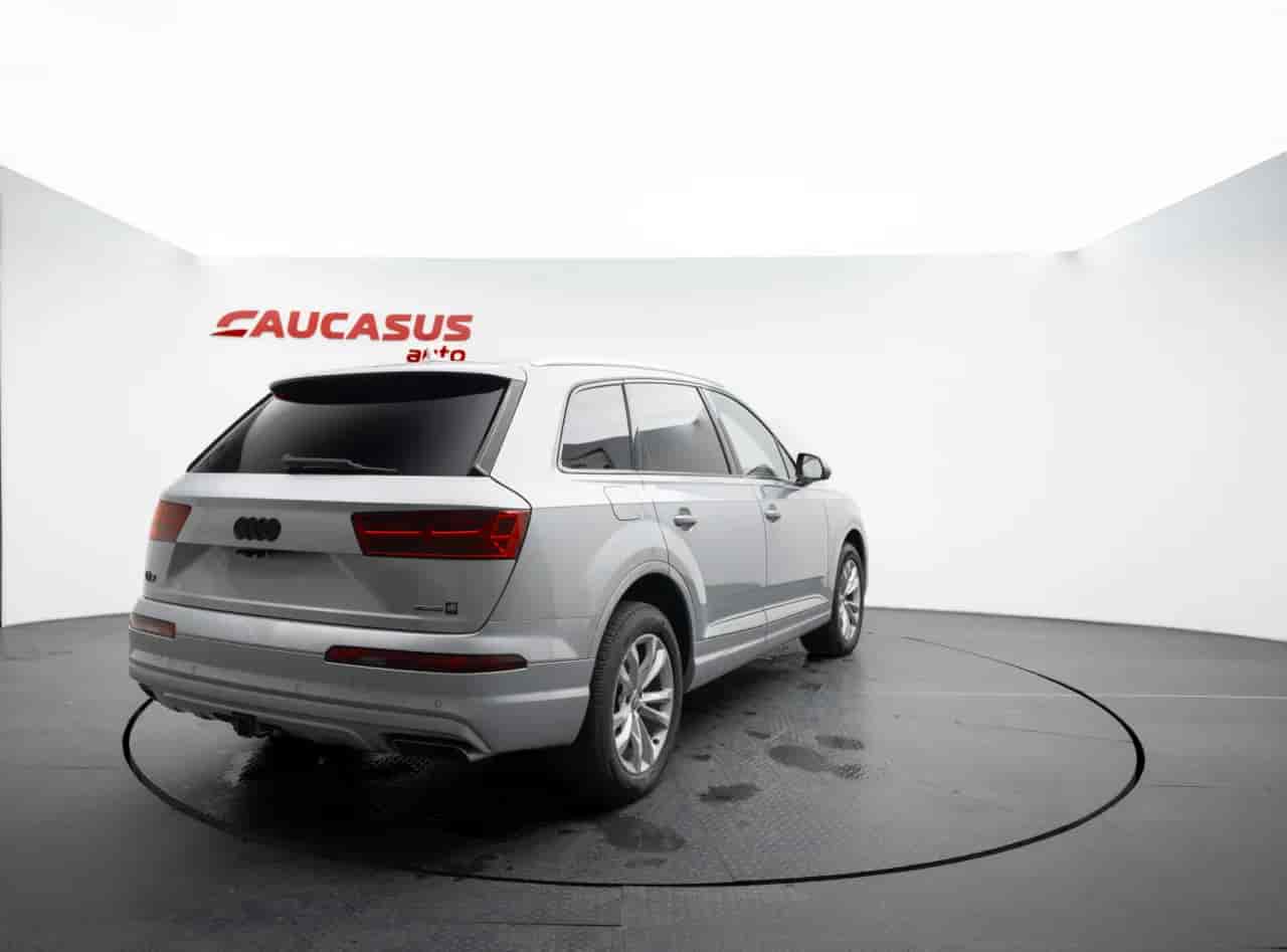 AUDI Q7 - 4