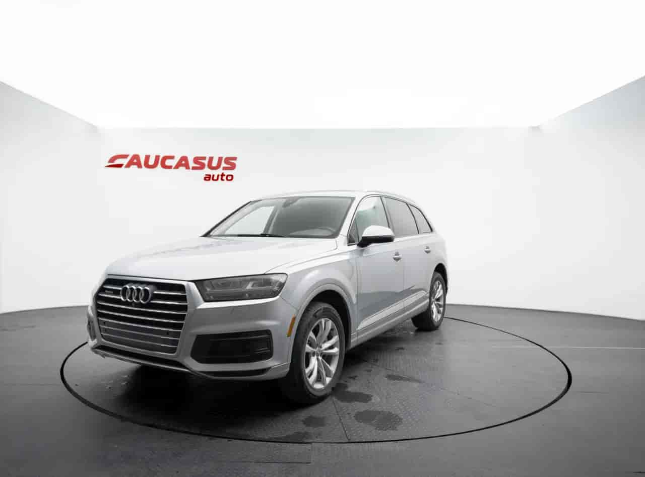 AUDI Q7 - 1