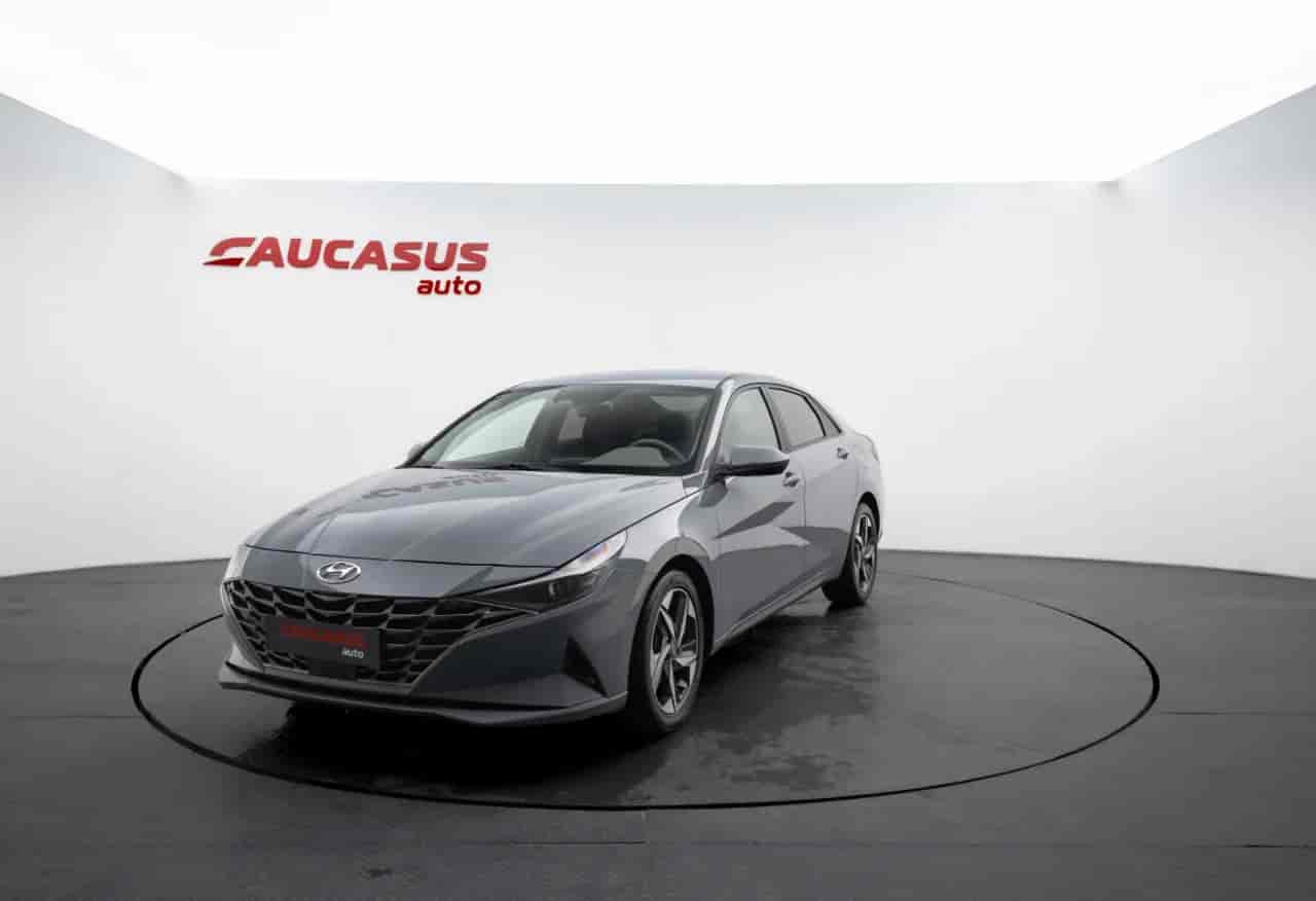 HYUNDAI Elantra - 1