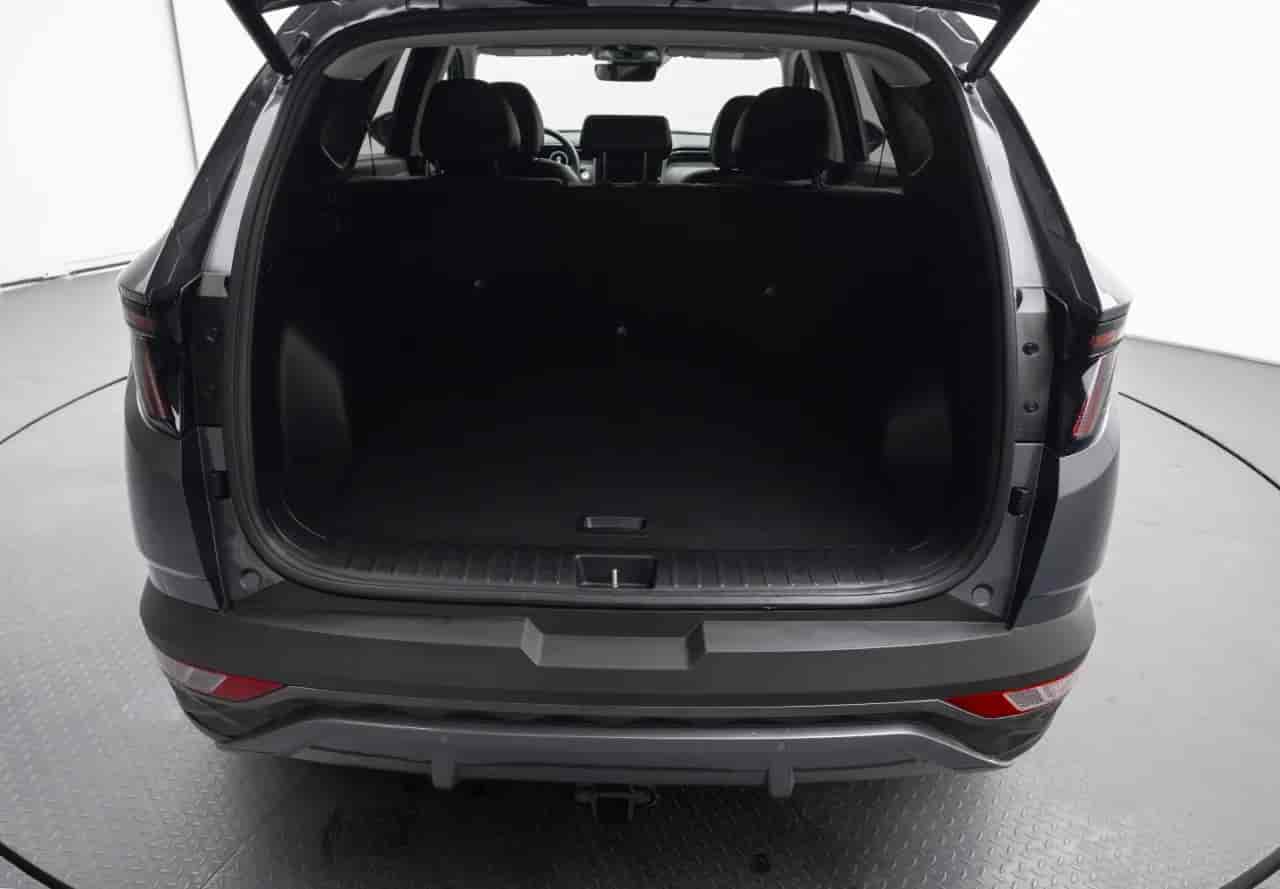 HYUNDAI Tucson - 7
