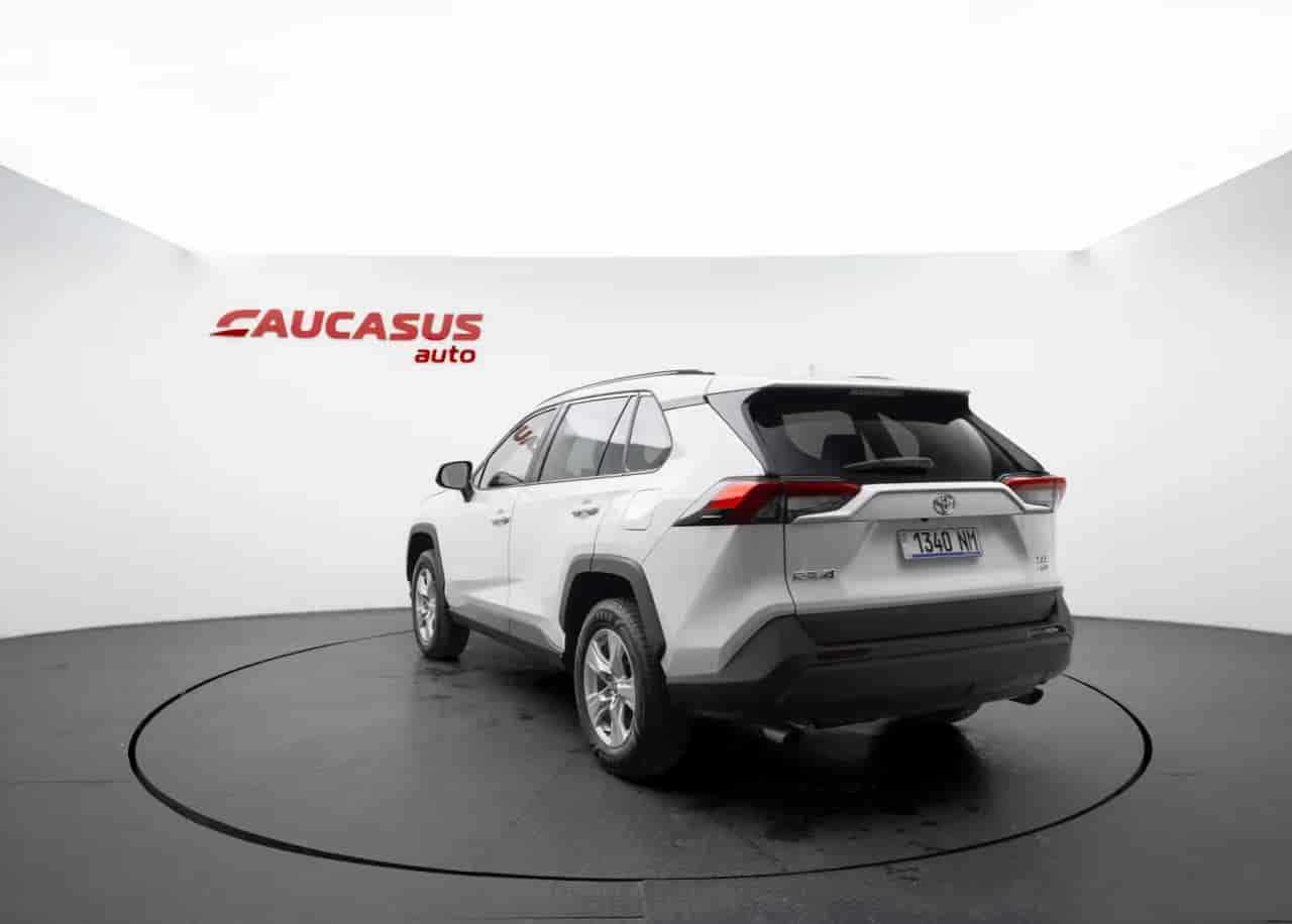 TOYOTA RAV4 - 6