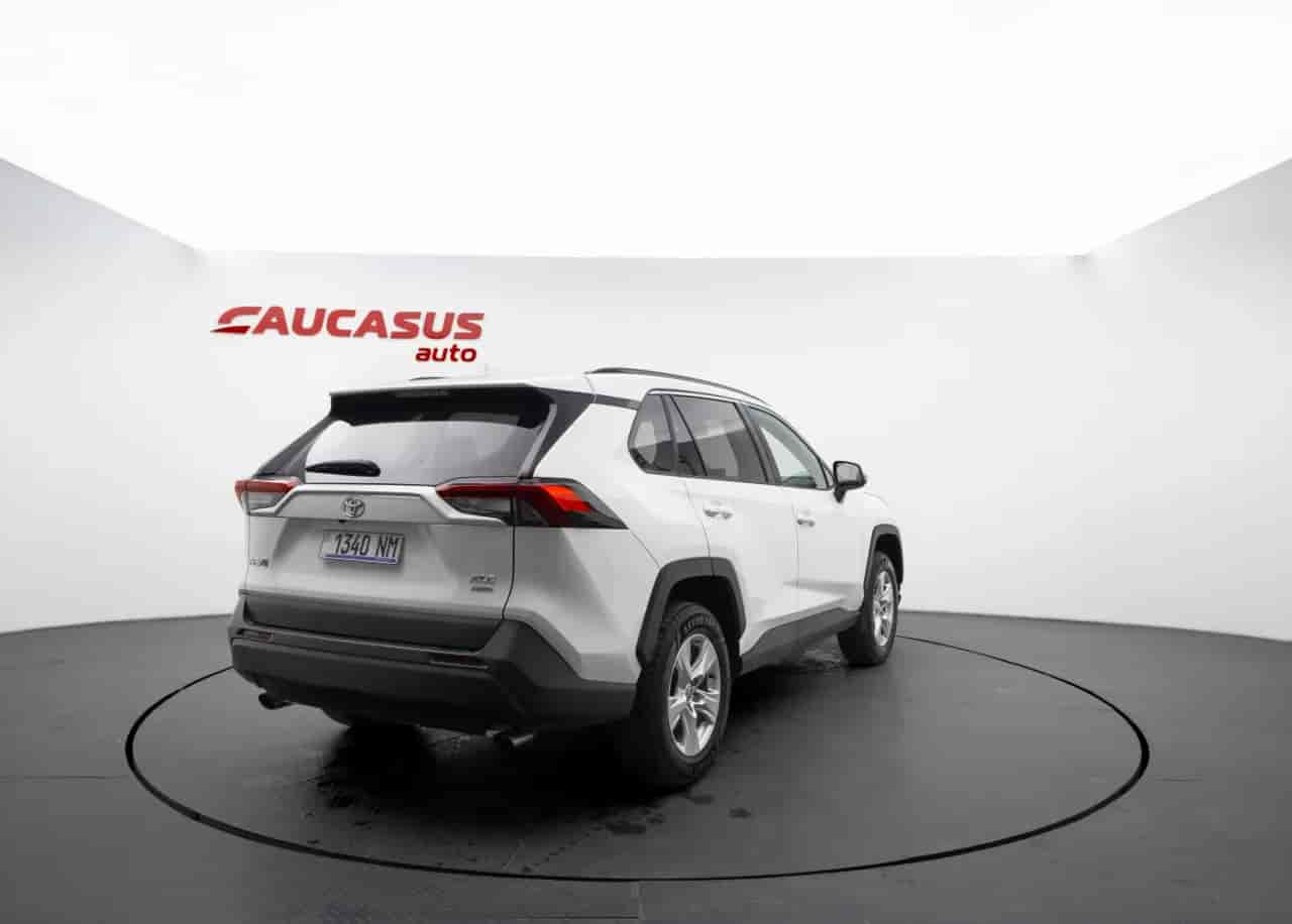 TOYOTA RAV4 - 4