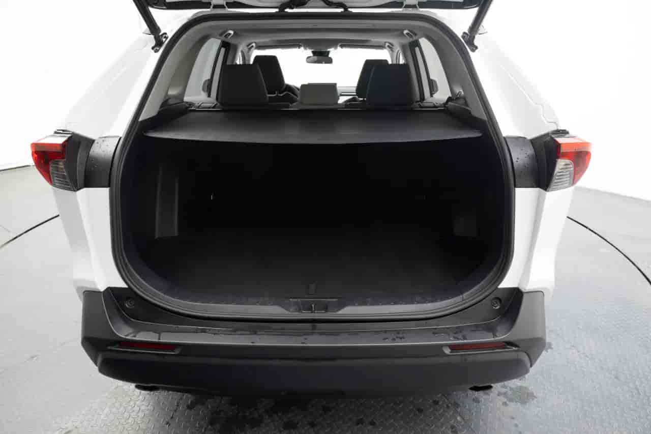 TOYOTA RAV4 - 7