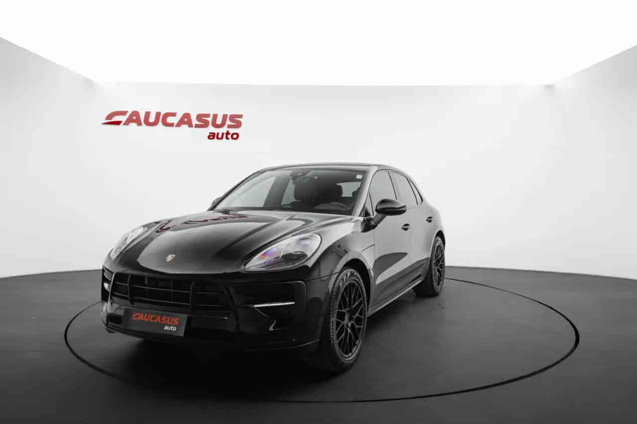 PORSCHE Macan - 1