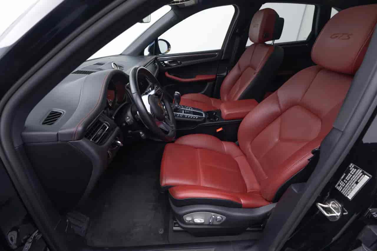 PORSCHE Macan - 10