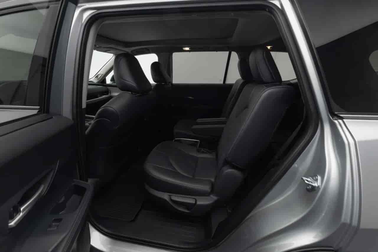 TOYOTA Grand Highlander - 8